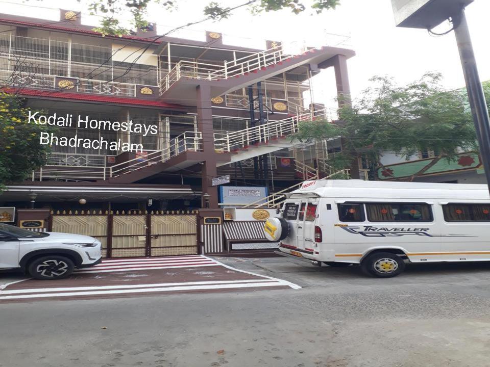 Kodali Homestays Bhadrachalam Exterior photo