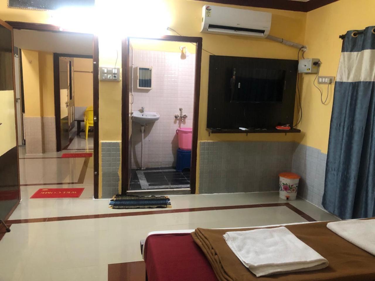 Kodali Homestays Bhadrachalam Exterior photo