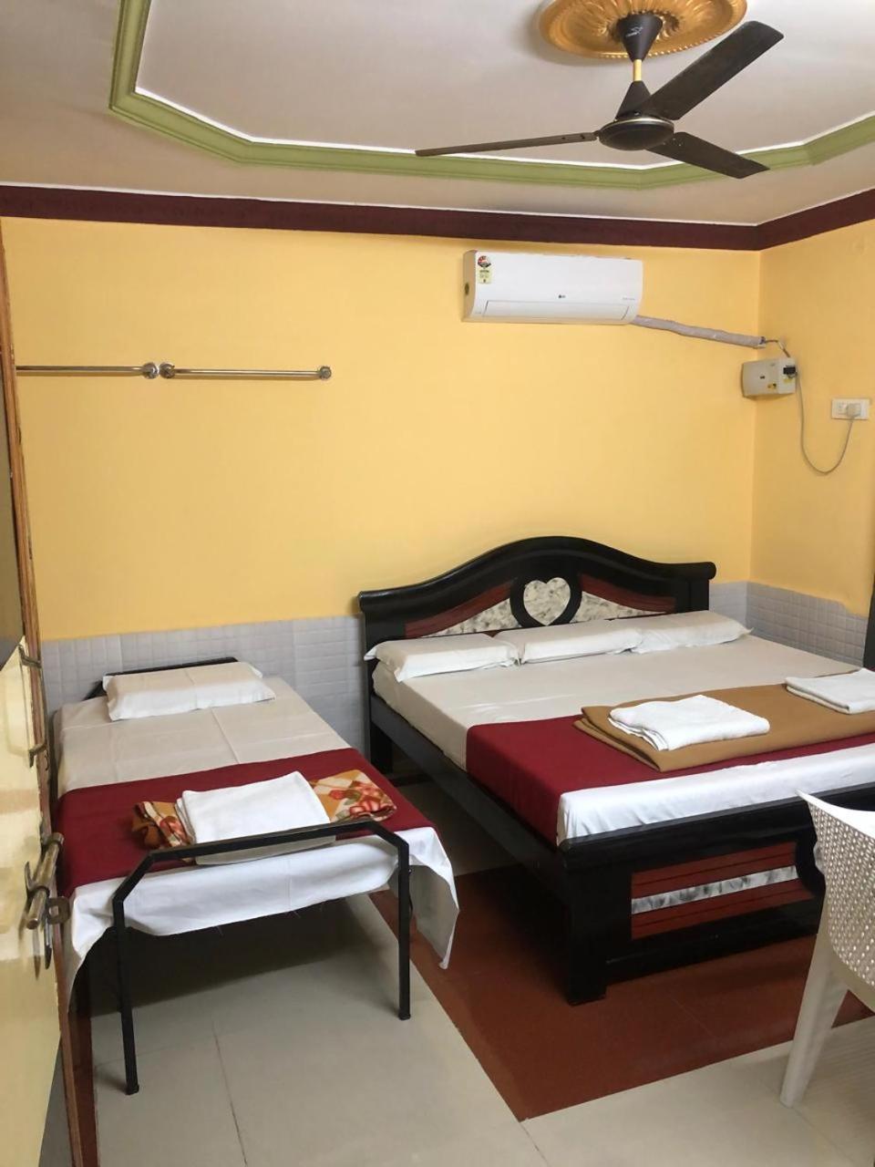 Kodali Homestays Bhadrachalam Exterior photo
