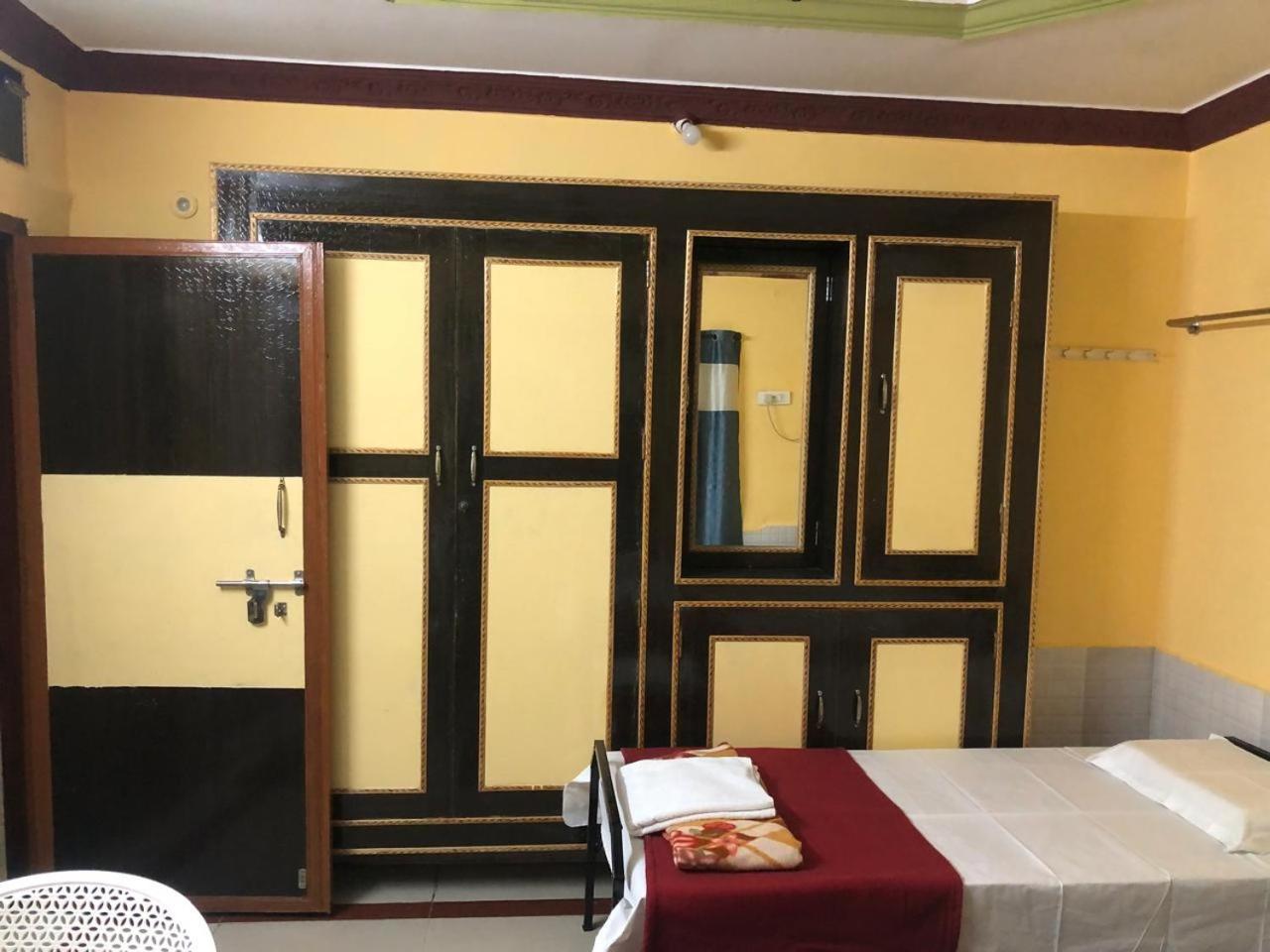 Kodali Homestays Bhadrachalam Exterior photo